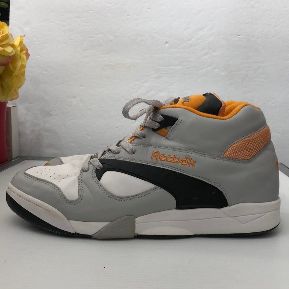 REEBOK COURT VICTORY PUMP BASKETBALL SNEAKERS MENS SIZE 11